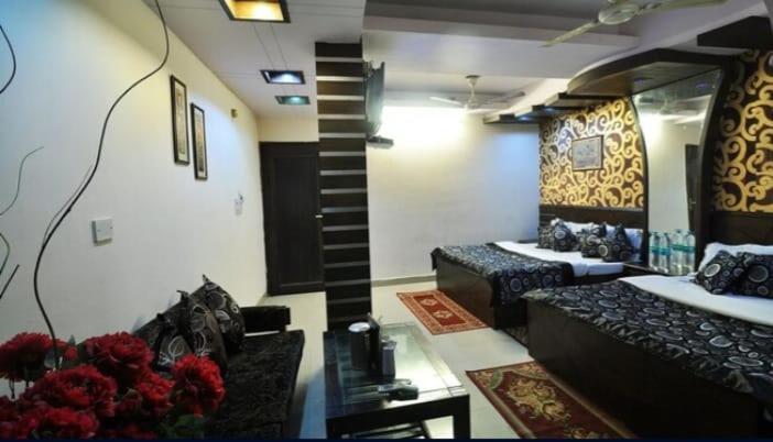 Hotel Roma Deluxe - New Delhi Railway Station Экстерьер фото