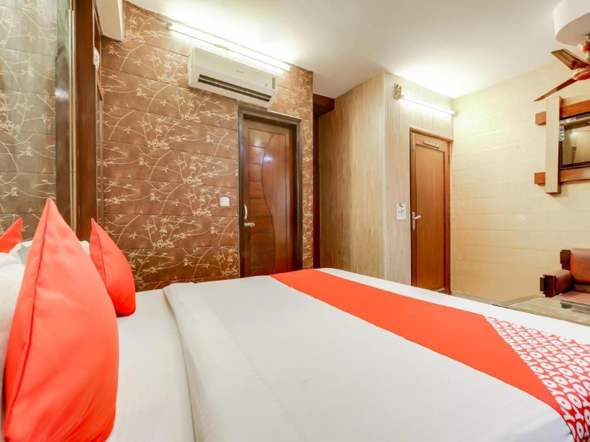 Hotel Roma Deluxe - New Delhi Railway Station Экстерьер фото
